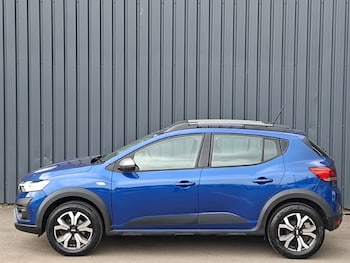 Used Dacia Sandero Stepway 2023 for sale - 79440359: Photo