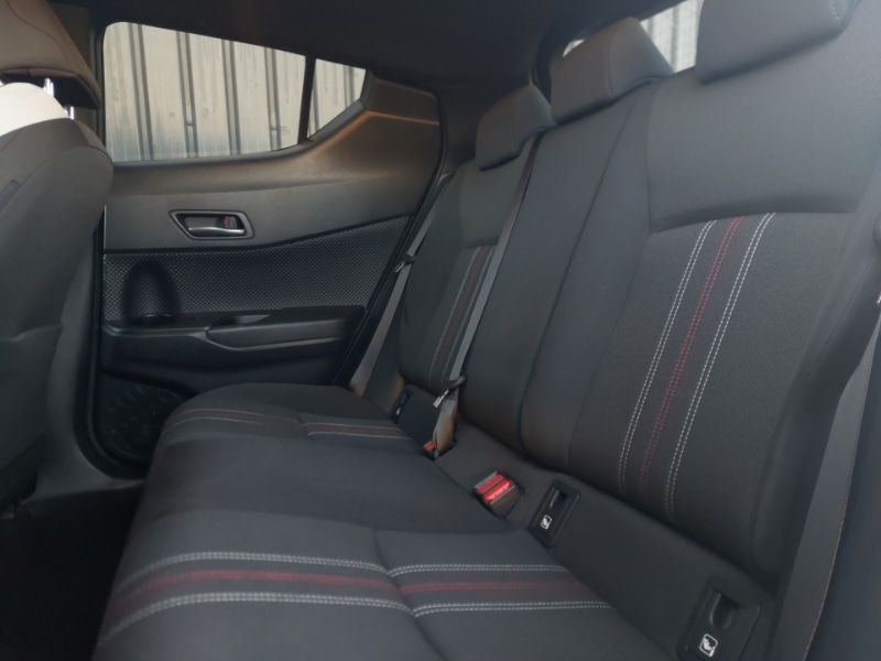 Used Toyota C-HR 2023 for sale - 76695678: Photo 6