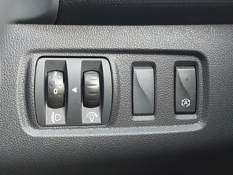 Used Renault Clio 2018 for sale - 77695039: Photo 15