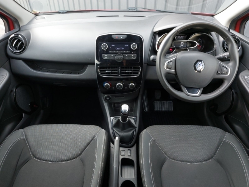 Used Renault Clio 2018 for sale - 77695039: Photo 2