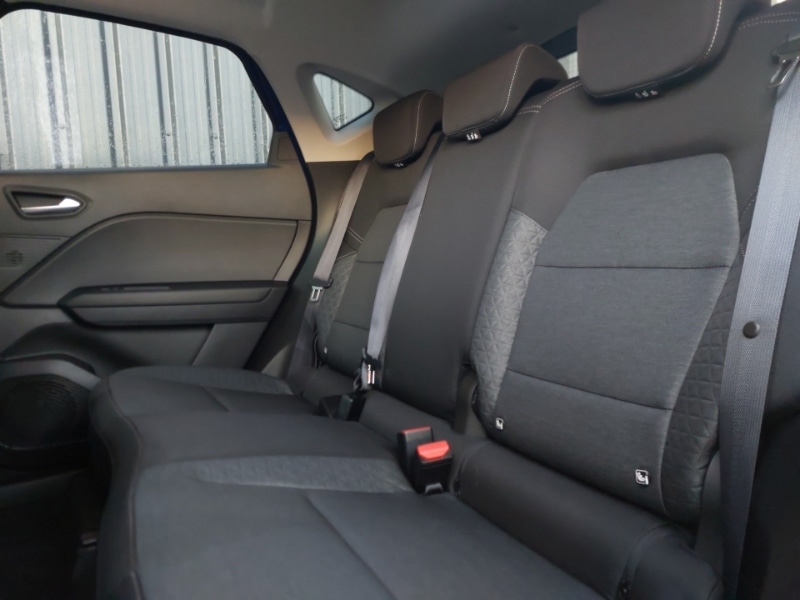 Used Renault Captur 2022 for sale - 76537270: Photo 6