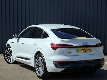 Used Audi Q8 2023 for sale - 79447439: Photo