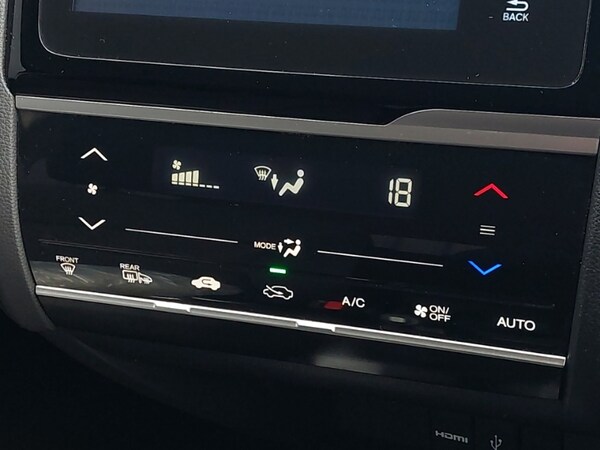Used Honda Jazz 2019 for sale - 76213581: Photo 14