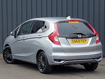 Used Honda Jazz 2019 for sale - 76213581: Photo 3