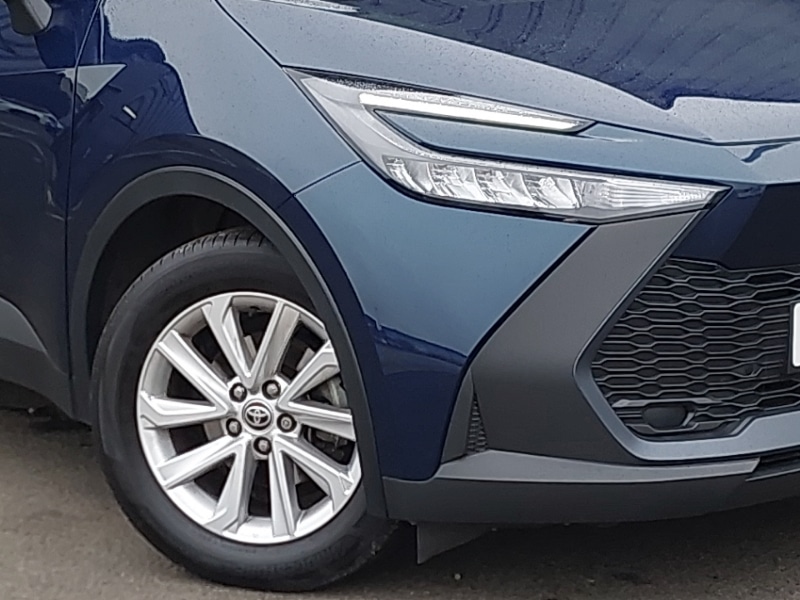 Used Toyota C-HR 2024 for sale - 76166073: Photo 9
