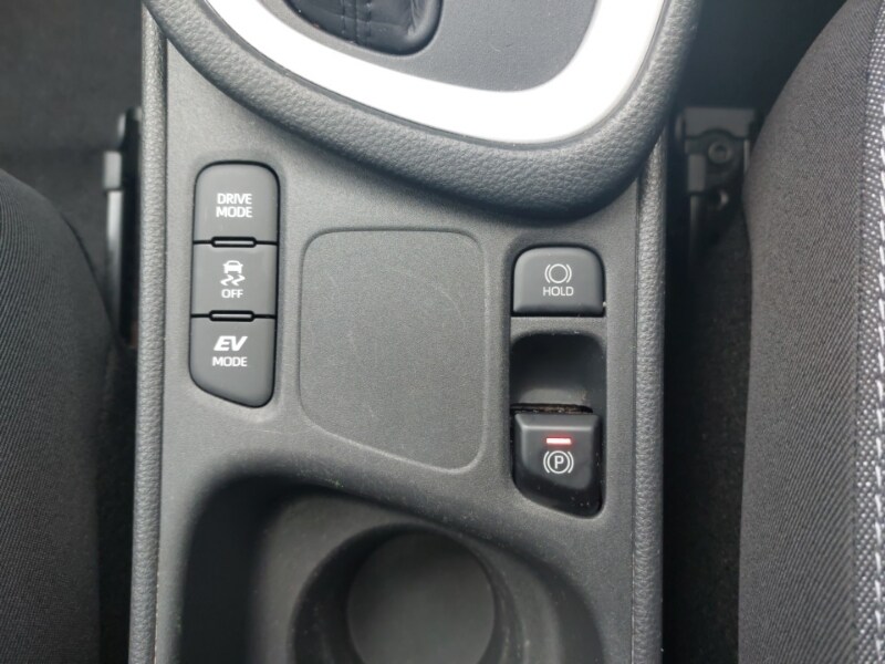 Used Toyota Yaris 2020 for sale - 77907891: Photo 17