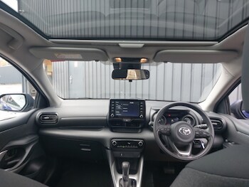 Used Toyota Yaris 2020 for sale - 77907891: Photo