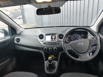 Used Hyundai i10 2019 for sale - 78238558: Photo
