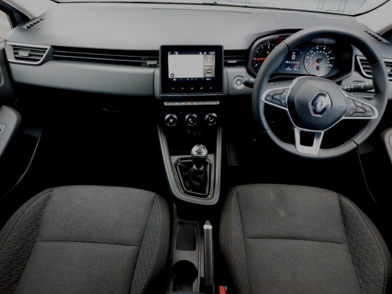 Used Renault Clio 2022 for sale - 77874311: Photo 2