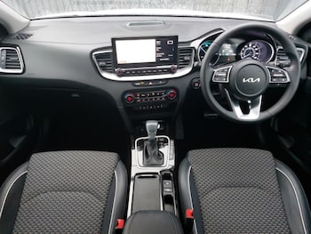 Used Kia XCeed 2024 for sale - 76737233: Photo