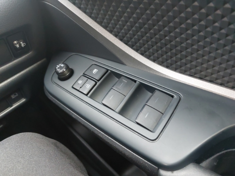 Used Toyota C-HR 2023 for sale - 78113728: Photo 12