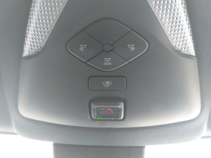 Used Toyota C-HR 2023 for sale - 78113728: Photo 18