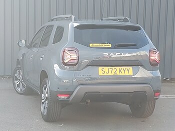 Used Dacia Duster 2023 for sale - 77939227: Photo