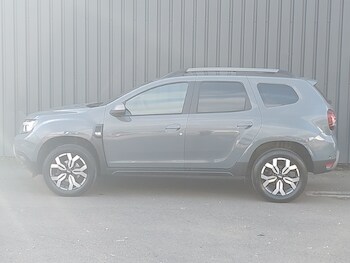 Used Dacia Duster 2023 for sale - 77939227: Photo