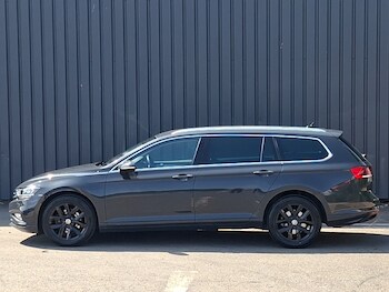 Used Volkswagen Passat 2021 for sale - 79011449: Photo