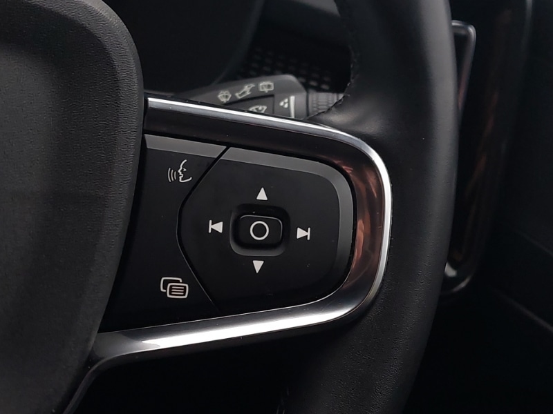 Used Volvo XC40 2021 for sale - 77168851: Photo 18