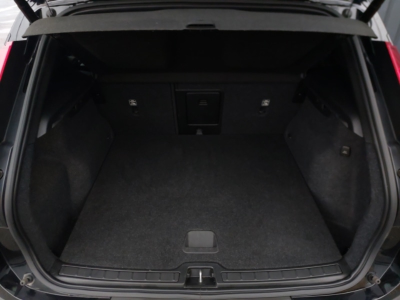 Used Volvo XC40 2021 for sale - 77168851: Photo 8