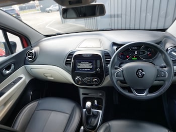 Used Renault Captur 2019 for sale - 78164399: Photo