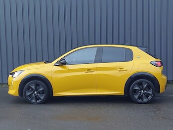 Used Peugeot 208 2020 for sale - 77272934: Photo