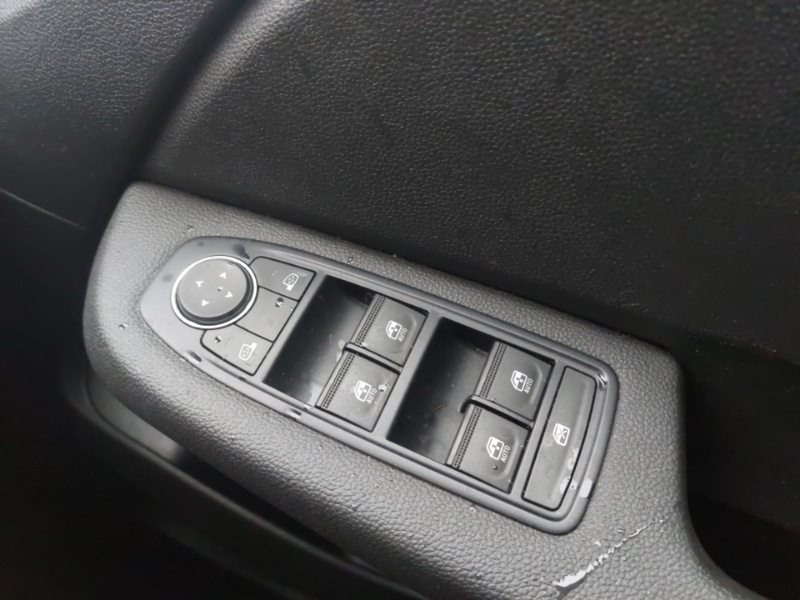 Used Renault Clio 2023 for sale - 77992503: Photo 14