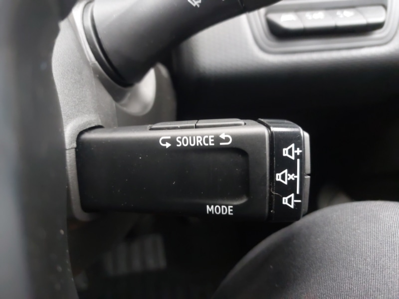 Used Renault Clio 2023 for sale - 77992503: Photo 19