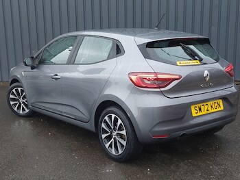 Used Renault Clio 2023 for sale - 77992503: Photo