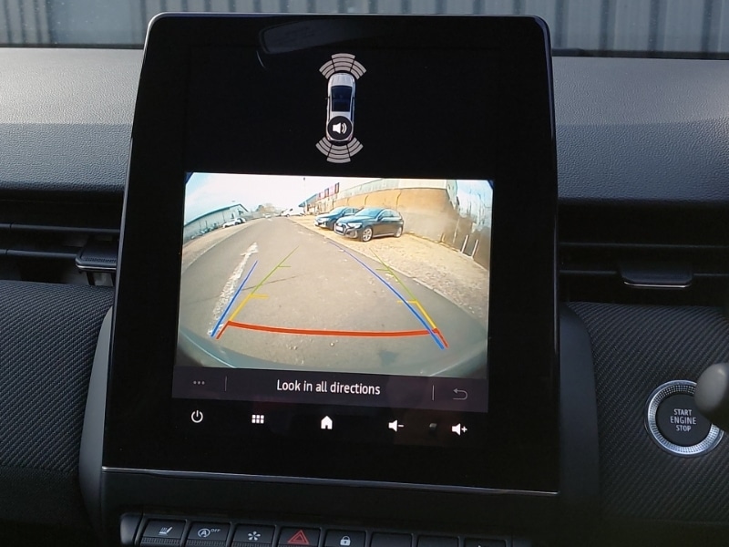 Used Renault Clio 2024 for sale - 76737228: Photo 11