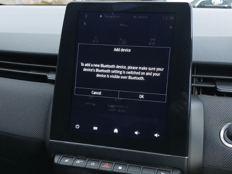 Used Renault Clio 2024 for sale - 76737228: Photo 14