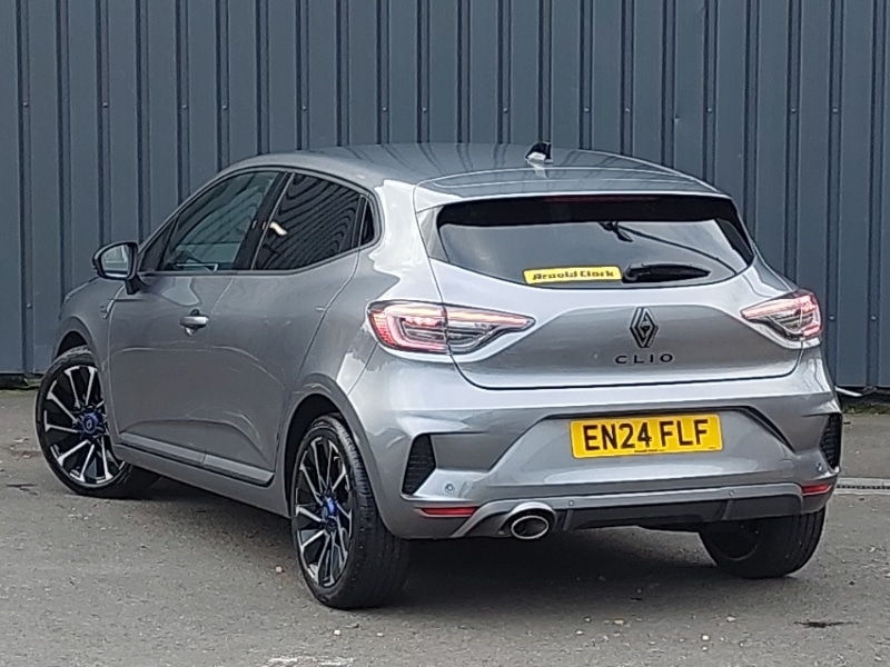 Used Renault Clio 2024 for sale - 76737228: Photo 3