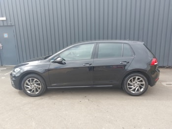 Used Volkswagen Golf 2019 for sale - 79356759: Photo