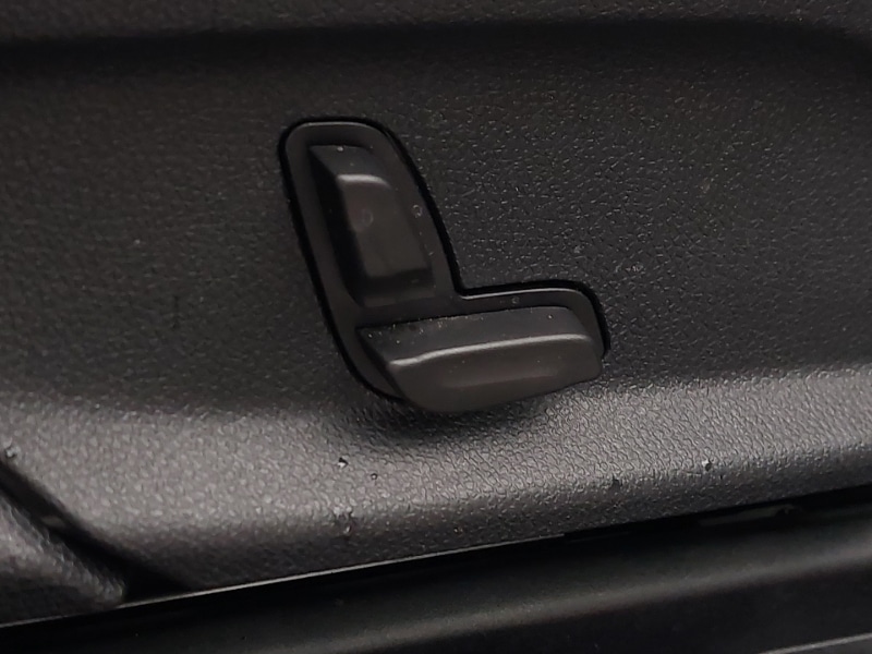 Used Mercedes-Benz EQC 2023 for sale - 76456173: Photo 13