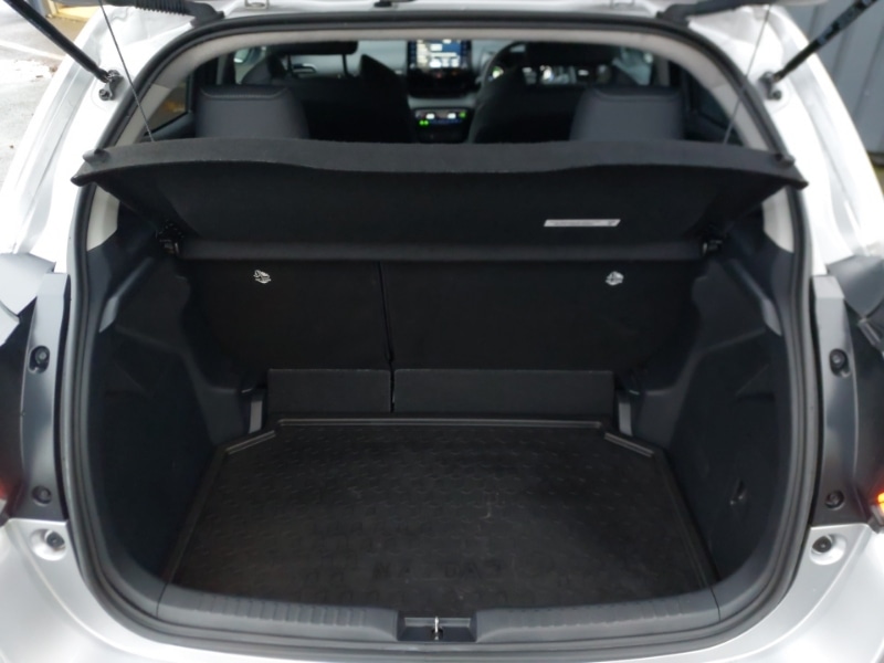 Used Mazda Mazda2 HYBRID 2023 for sale - 76771443: Photo 8