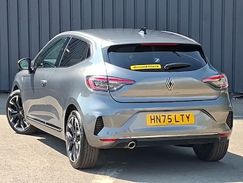 Used Renault Clio 2025 for sale - 79214065: Photo