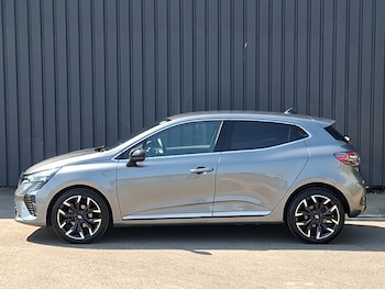 Used Renault Clio 2025 for sale - 79214065: Photo