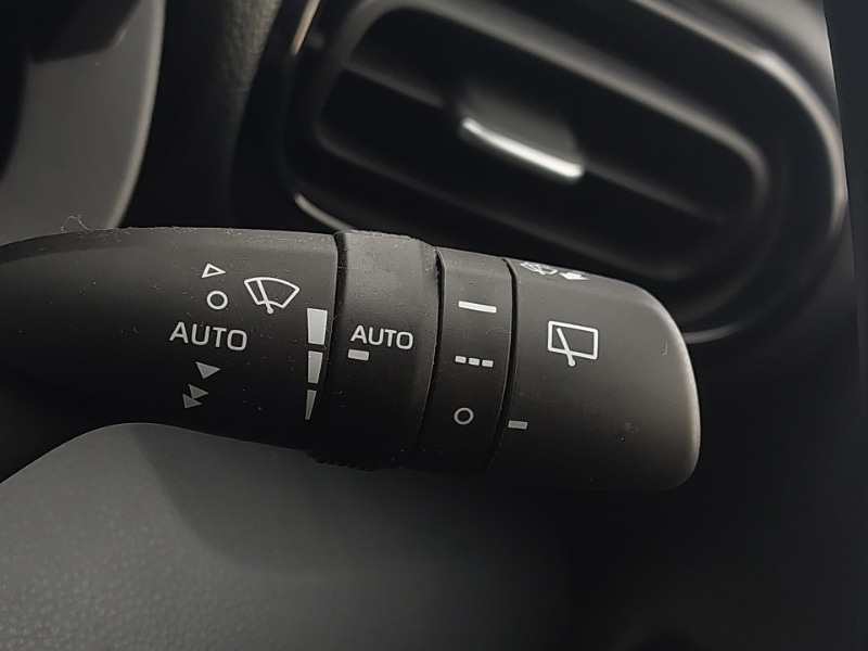 Used Toyota Yaris 2021 for sale - 76471464: Photo 19