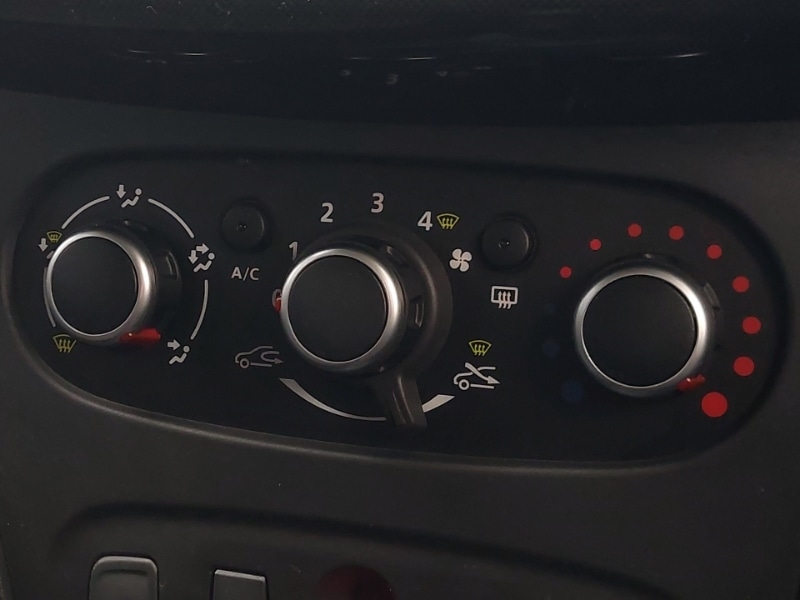 Used Dacia Sandero 2020 for sale - 76560349: Photo 14