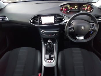 Used Peugeot 308 2020 for sale - 76644129: Photo