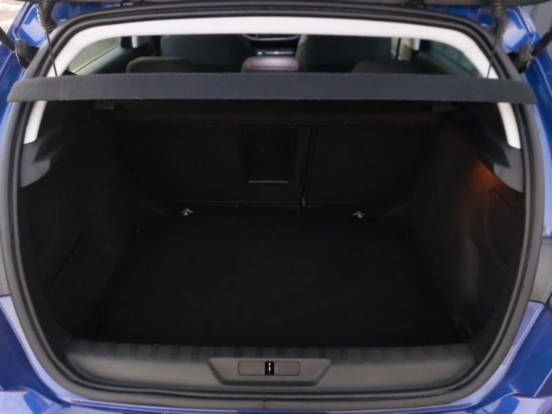 Used Peugeot 308 2020 for sale - 76644129: Photo 8