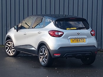 Used Renault Captur 2019 for sale - 76683790: Photo