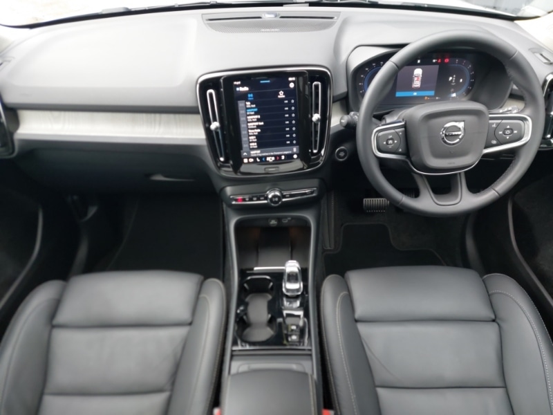 Used Volvo XC40 2024 for sale - 76579384: Photo 2