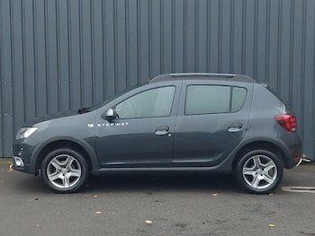 Used Dacia Sandero Stepway 2019 for sale - 76321389: Photo 4