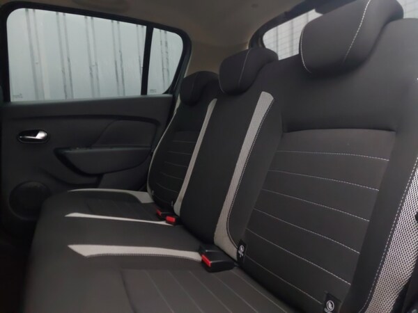 Used Dacia Sandero Stepway 2019 for sale - 76321389: Photo 6