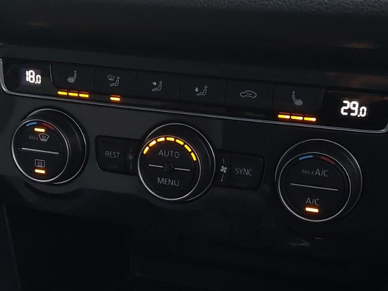 Used Volkswagen Tiguan 2018 for sale - 76687835: Photo 14