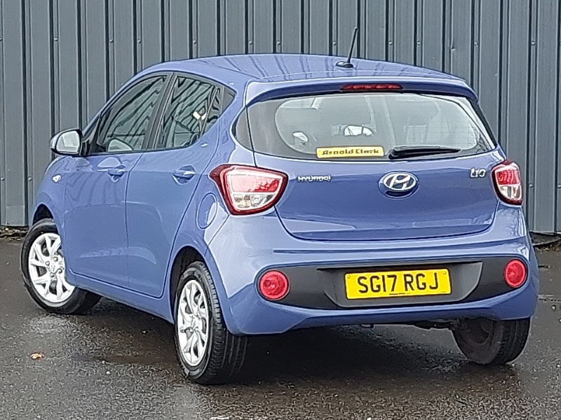 Used Hyundai i10 2017 for sale - 77682336: Photo 3