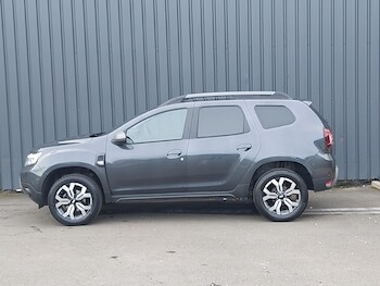 Used Dacia Duster 2023 for sale - 77896914: Photo