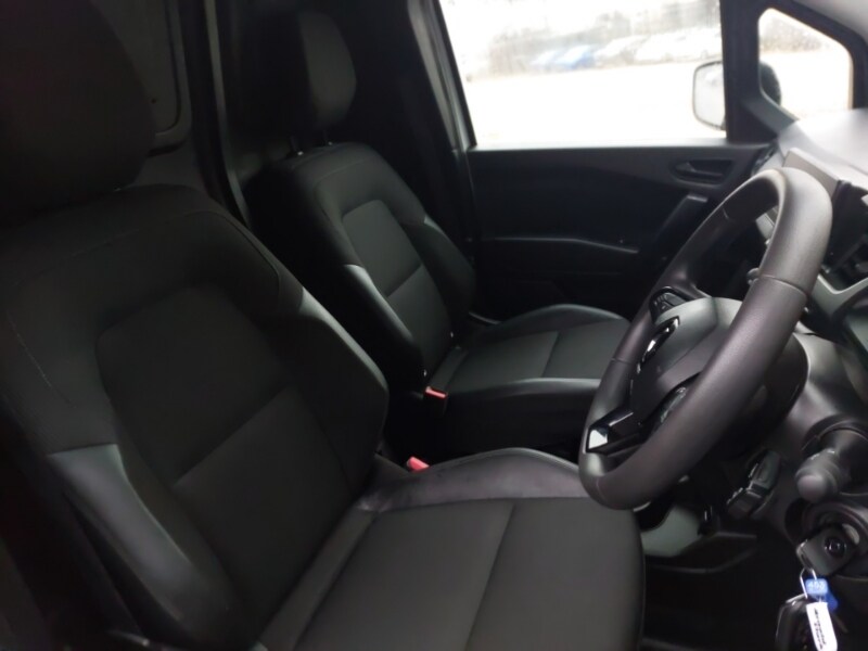 Used Renault Kangoo 2024 for sale - 77669936: Photo 2