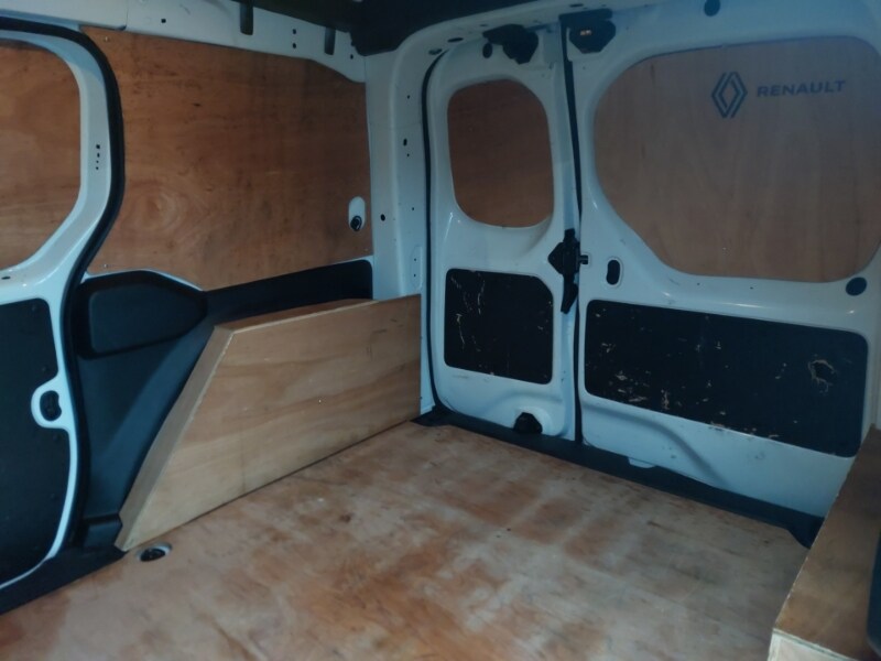 Used Renault Kangoo 2024 for sale - 77669936: Photo 6