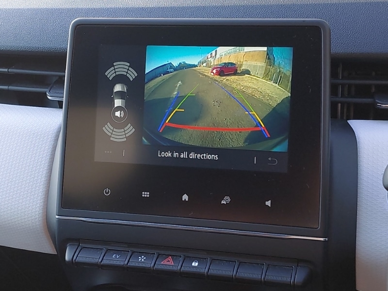 Used Renault Clio 2022 for sale - 77623082: Photo 11