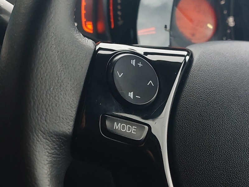 Used Toyota AYGO 2019 for sale - 76150543: Photo 17