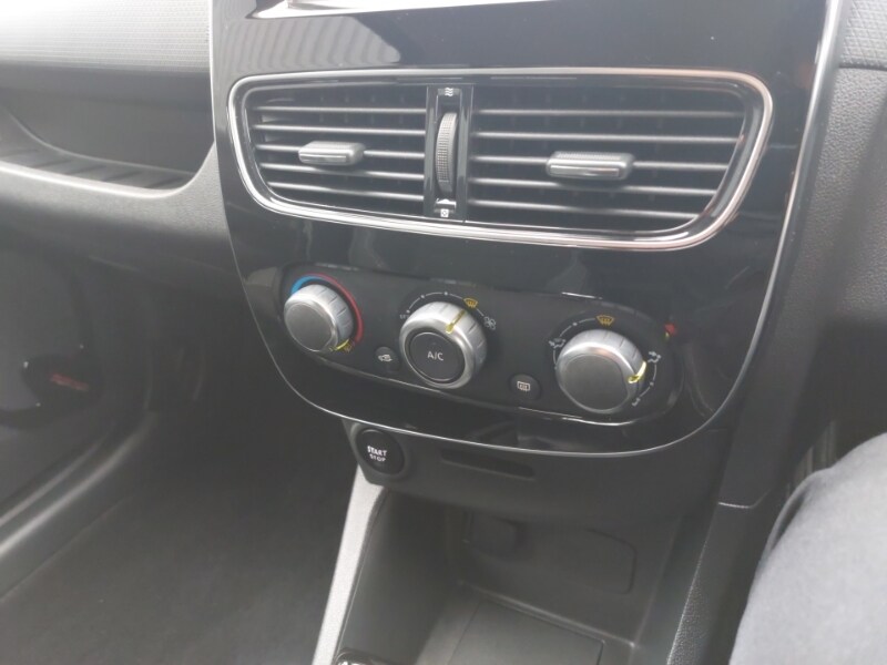 Used Renault Clio 2018 for sale - 77992513: Photo 16